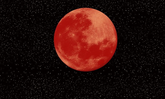 Кървавата луна носи голям късмет на 4 зодии