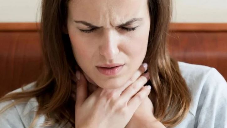 Симптоми на рак на гърлото които лесно се бъркат с COVID-19