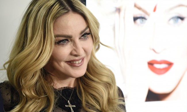 63-годишната Мадона пази линия с кисело зеле