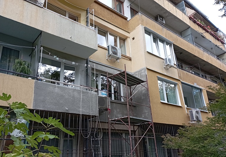 Изолация на балкон: Как се прави и защо е необходима?