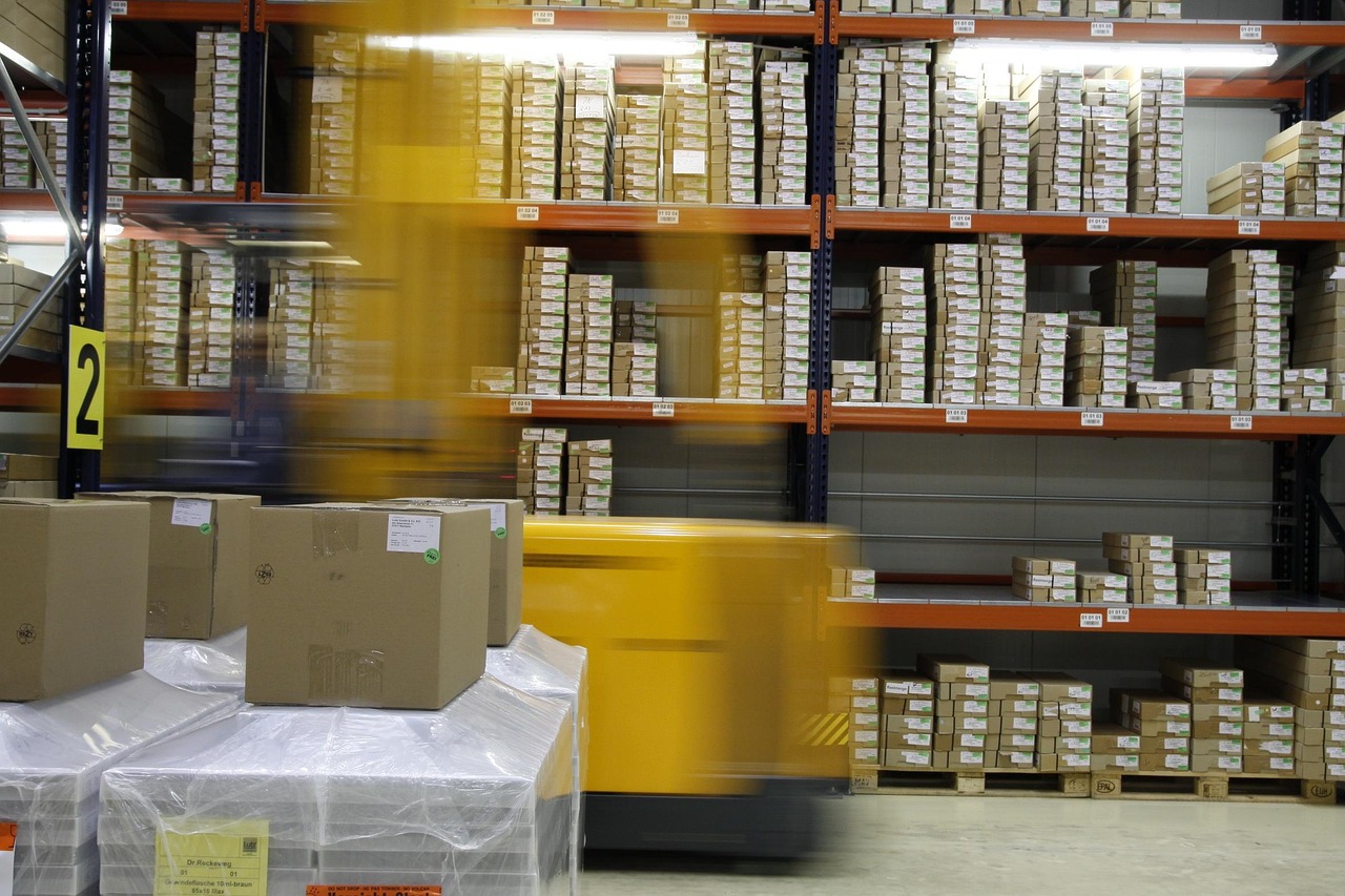 Как международната e-commerce логистика влияе на цената на продукта